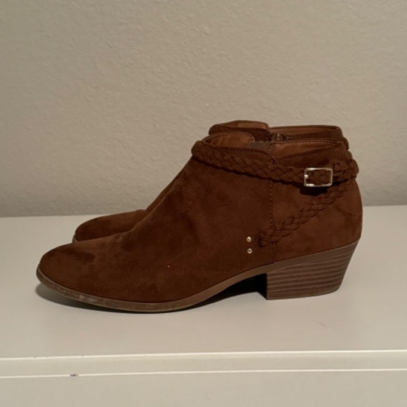 Ankle Boots - Sz 8.5 Med - Picture 1 of 5